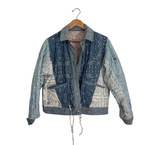 BLANKNYC Reversible Bandana Patchwork Quilted Jacket Size L - Picture 4 of 9